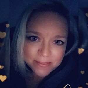 Meet your Posher, Leatina